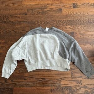 Nike crew neck